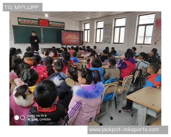 青岛足球明星姚的成长之路与未来发展展望